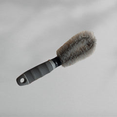 Cepillo para limpieza de llantas